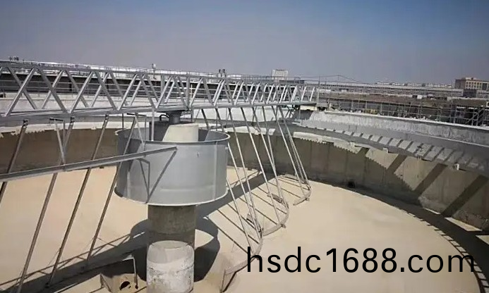 ZQXN型週邊傳動全橋虹吸式吸泥機