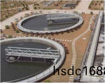 ZBXN型(xing)週邊傳動半橋(qiao)虹吸式(shi)吸泥(ni)機