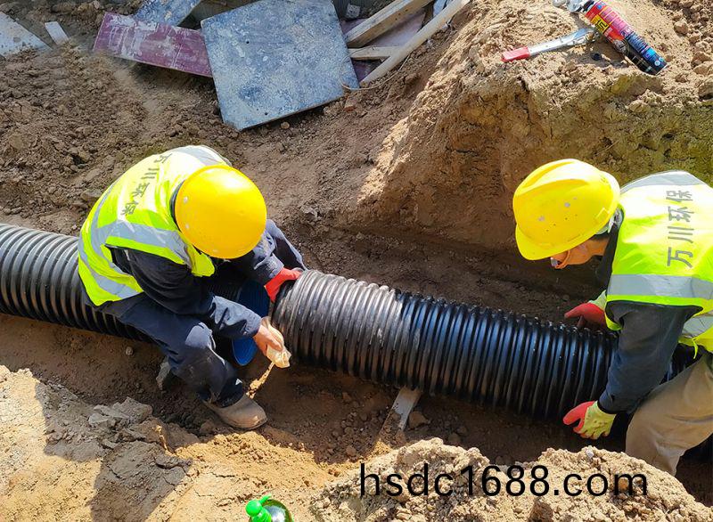 “五一”假期不停工 堅守一線保工期 緻敬一線工作者