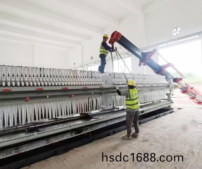 四川(chuan)自貢市1.5萬噸半(ban)地下(xia)市政汚(wu)水處理廠EPC總包項目